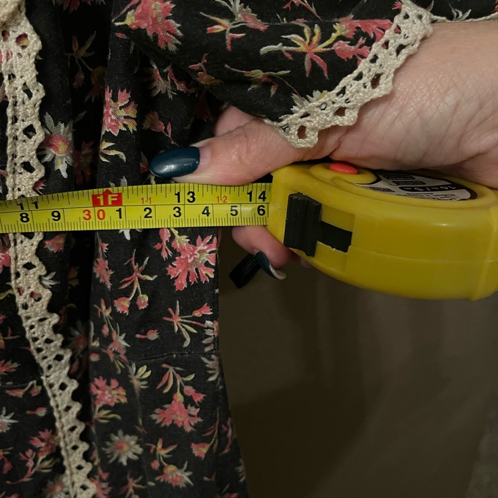 Vintage Dress Lace Up Floral Long Dress Zip Up Back Arm pit to arm pit 13-14”. - Picture 11 of 13